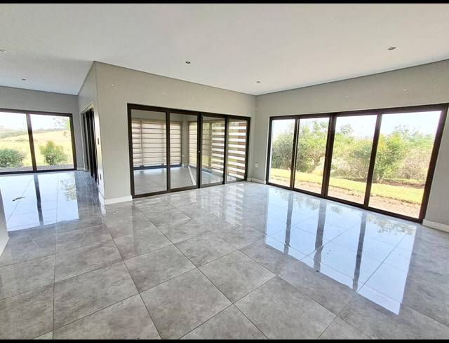 3 BEDROOM HOUSE FOR SALE IN PALM LAKES ESTATE